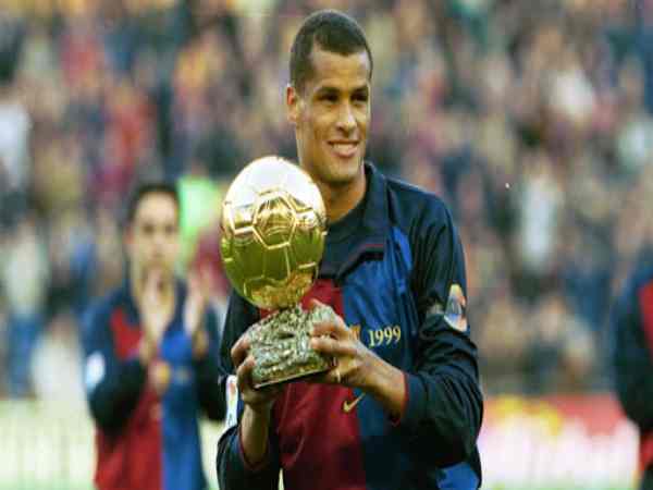 Rivaldo đã giành nhiều thành công trong màu áo Barcelona