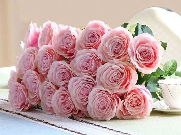 Luận giải giấc mơ thấy hoa màu hồng là điềm may hay vận hạn?