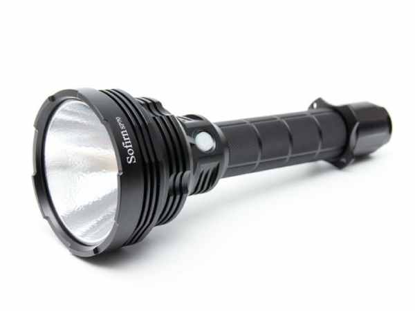 Chiêm bao thấy mình cầm đèn pin đang bật sáng