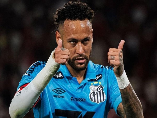 BĐ Brazil: Neymar và khoảnh khắc ‘gắp bóng hụt’ xấu  hổ