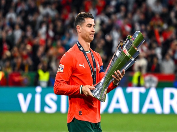 Những tượng đài từng gây tiếng vang và vì sao vẫn phải đứng sau Ronaldo